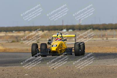 media/Oct-29-2022-CalClub SCCA (Sat) [[e05833b2e9]]/Race Group 2/Qualifying (Sweeper)/
